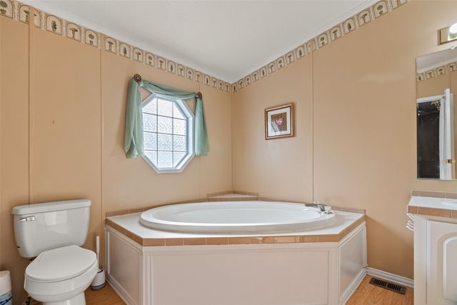 307 Brazos Harbor Drive, Granbury, TX 76048