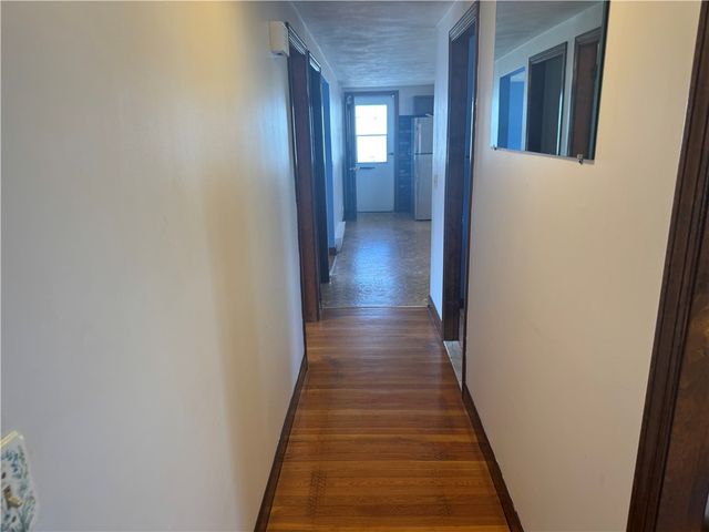 82 Valley Avenue, Warwick, RI 02886