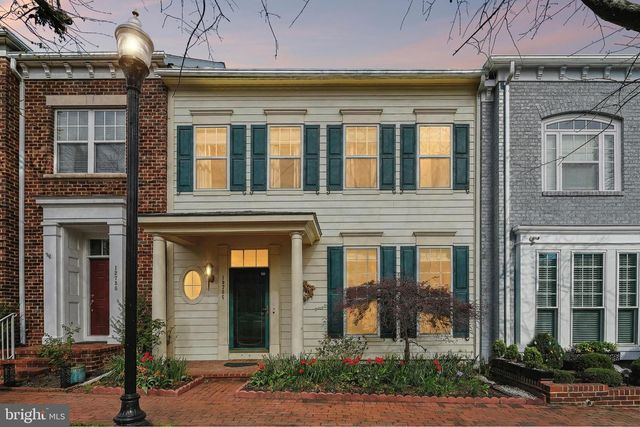 13754 FLEET ST, Woodbridge, VA 22191