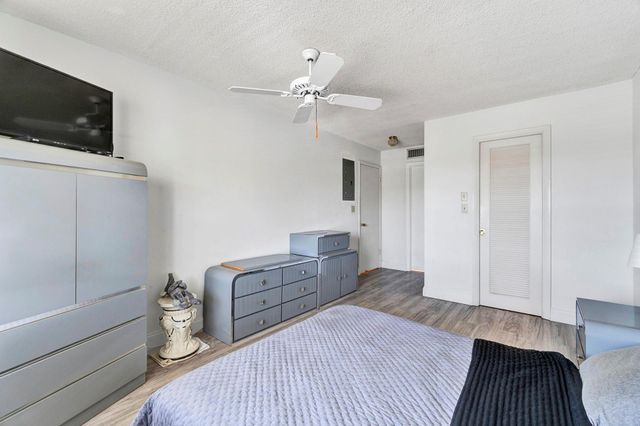 5190 E Sabal Palm Boulevard 304, Tamarac, FL 33319