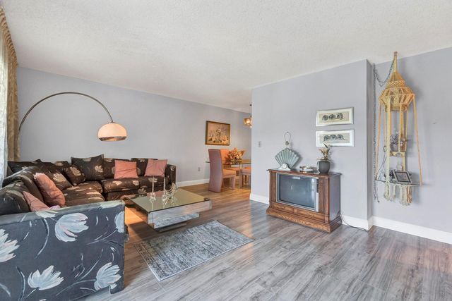 5190 E Sabal Palm Boulevard 304, Tamarac, FL 33319