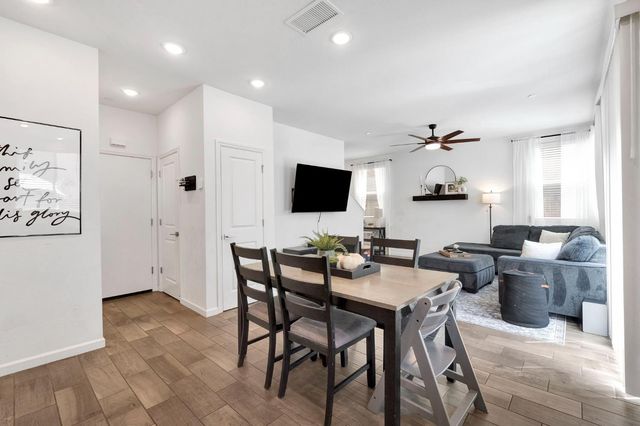 3750 Highclere Way, Clovis, CA 93619