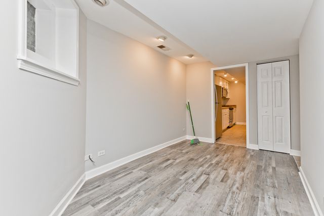 1427 W Winona Street, Chicago, IL 60640