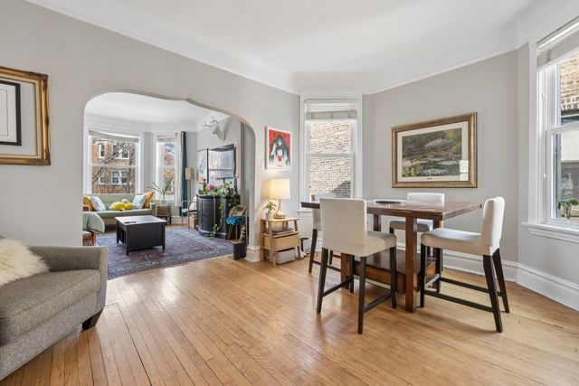 1427 W Winona Street, Chicago, IL 60640