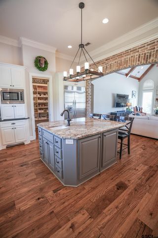 21863 Syrah Dr, Tyler, TX 75703