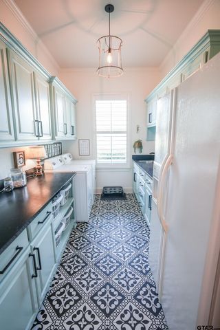 21863 Syrah Dr, Tyler, TX 75703