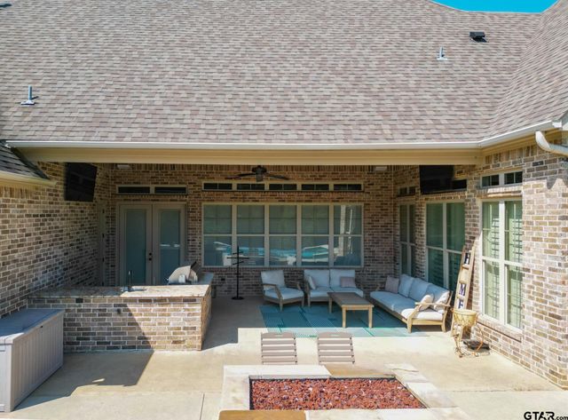 21863 Syrah Dr, Tyler, TX 75703