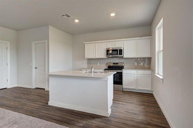 5345 Littlefoot Lane, Guthrie, OK 73044