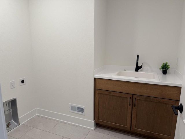 N75W17841 Woody LANE, Menomonee Falls, WI 53051