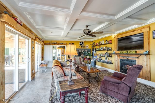 5616 Faircrest Street SW, Canton, OH 44706