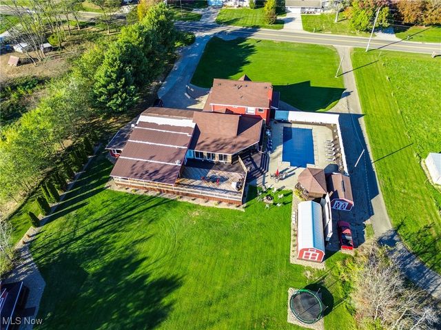 5616 Faircrest Street SW, Canton, OH 44706