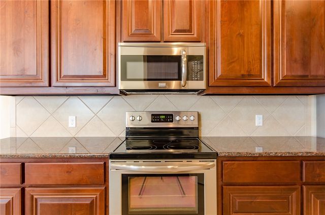 1940 Argyle Lane, Lewisville, TX 75067