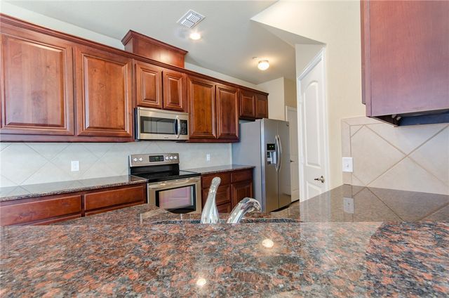1940 Argyle Lane, Lewisville, TX 75067