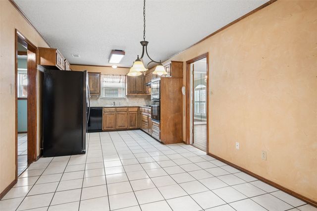 2528 Willowdale Drive, Carrollton, TX 75006