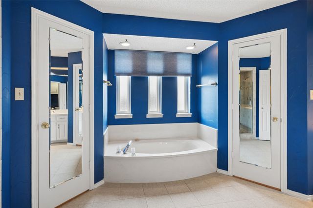 2528 Willowdale Drive, Carrollton, TX 75006