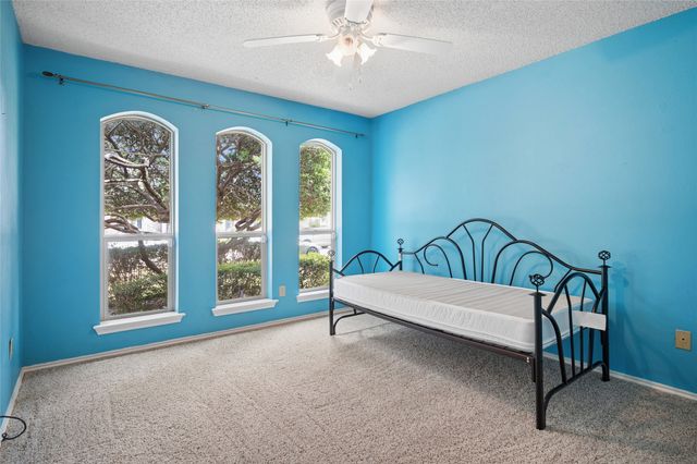 2528 Willowdale Drive, Carrollton, TX 75006