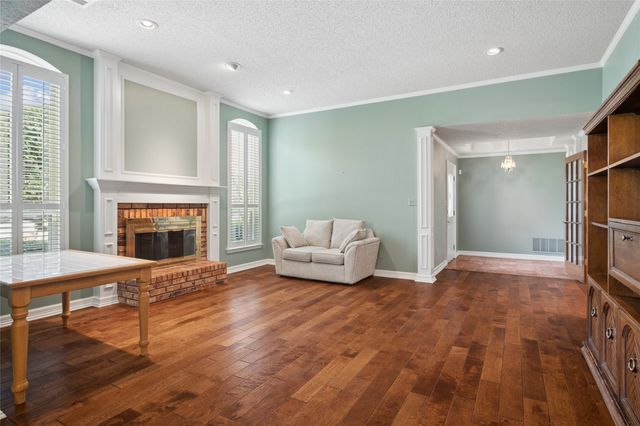 2528 Willowdale Drive, Carrollton, TX 75006