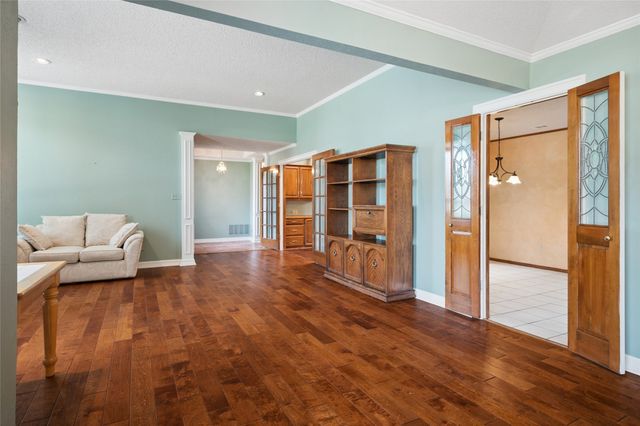 2528 Willowdale Drive, Carrollton, TX 75006