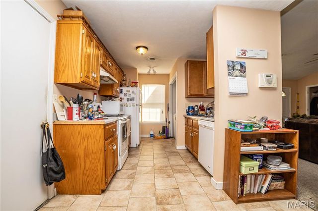 1131 Howard Drive, Lebanon, MO 65536