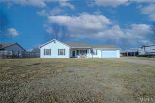1131 Howard Drive, Lebanon, MO 65536