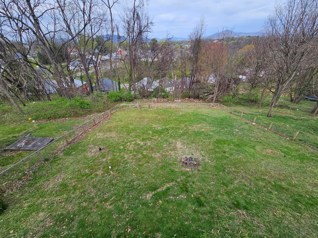 1332 Morningside ST, Roanoke, VA 24013