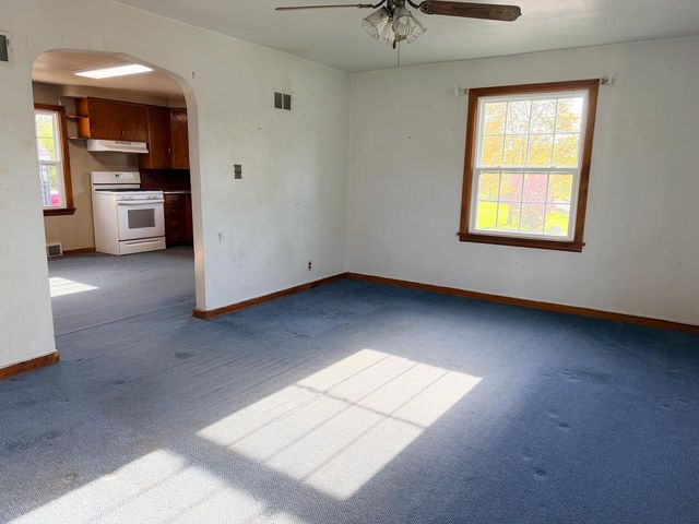 N4310 County Rd R, Hustisford, WI 53034