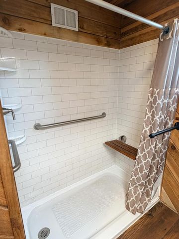 N4310 County Rd R, Hustisford, WI 53034