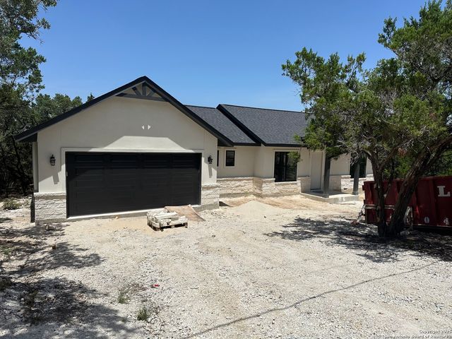 1229 Stallion Springs Dr, Fischer, TX 78623