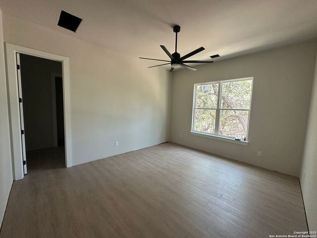 1229 Stallion Springs Dr, Fischer, TX 78623