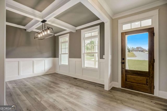 105 Bob White Drive, Calhoun, GA 30701