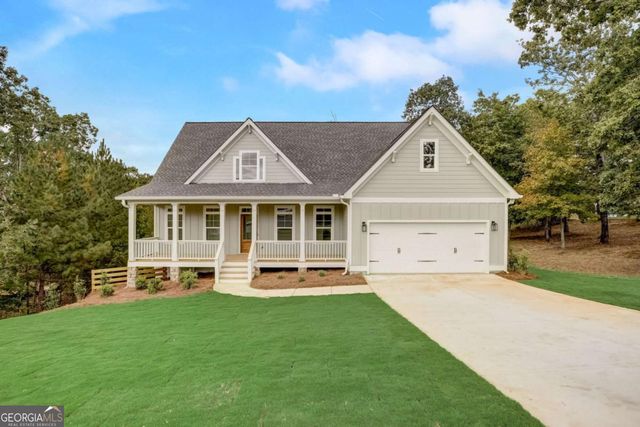 105 Bob White Drive, Calhoun, GA 30701