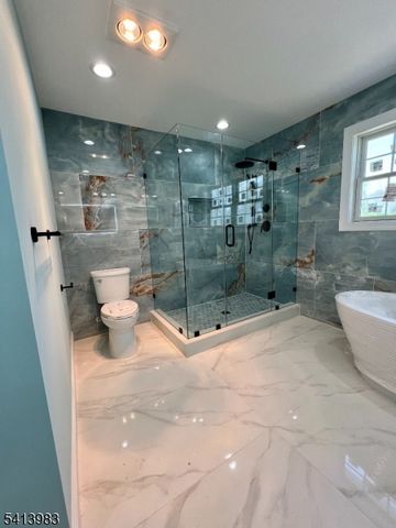 240 Atlantic Dr, Parsippany-troy Hills Twp., NJ 07054