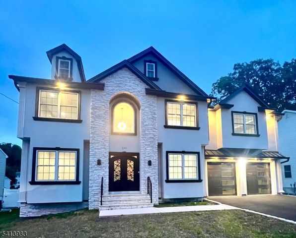 240 Atlantic Dr, Parsippany-troy Hills Twp., NJ 07054