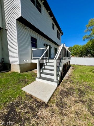 240 Atlantic Dr, Parsippany-troy Hills Twp., NJ 07054