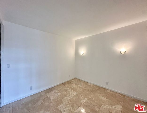 999 N DOHENY Drive 711, West Hollywood, CA 90069