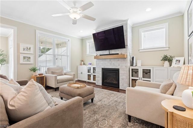 1433 Waltham Lane, Newport News, VA 23608