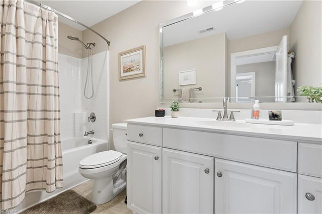 1433 Waltham Lane, Newport News, VA 23608
