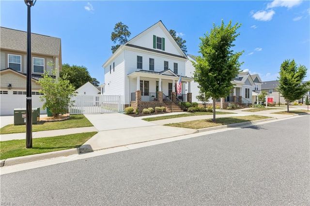 1433 Waltham Lane, Newport News, VA 23608