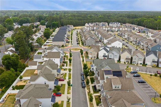 1433 Waltham Lane, Newport News, VA 23608