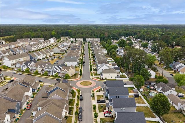 1433 Waltham Lane, Newport News, VA 23608