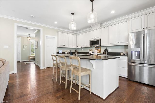 1433 Waltham Lane, Newport News, VA 23608