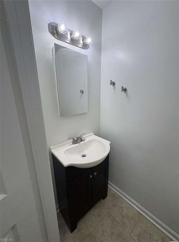 1409 Canadian CT, Virginia Beach, VA 23453