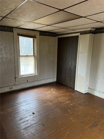 240 Penn Adamsburg Rd, Hempfield Twp, PA 15675