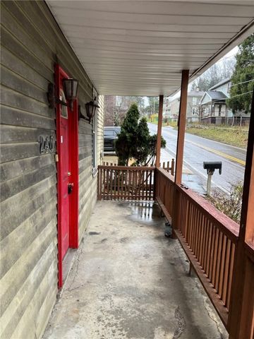 240 Penn Adamsburg Rd, Hempfield Twp, PA 15675