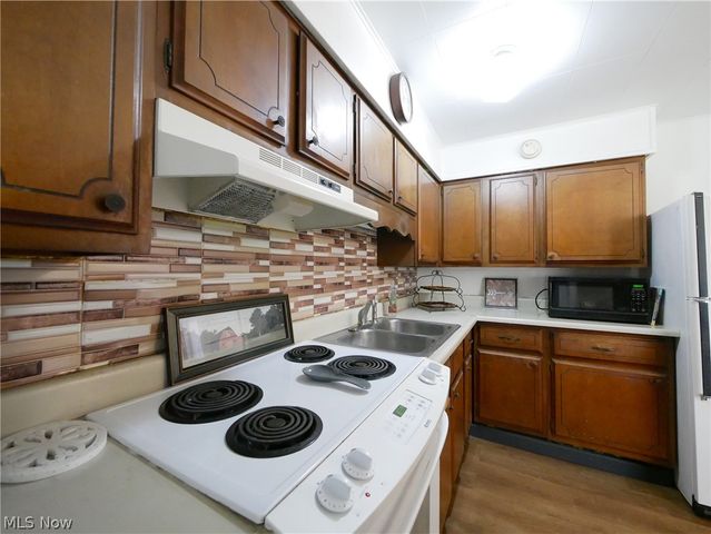 146 Brown Road, Follansbee, WV 26037