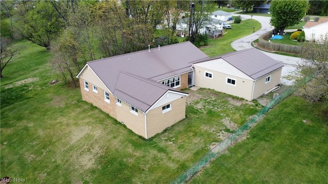 146 Brown Road, Follansbee, WV 26037