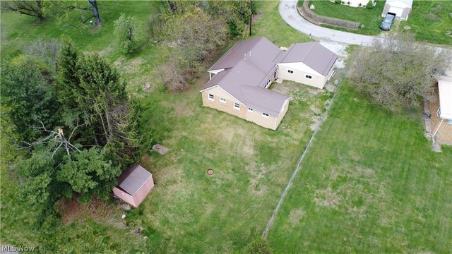 146 Brown Road, Follansbee, WV 26037