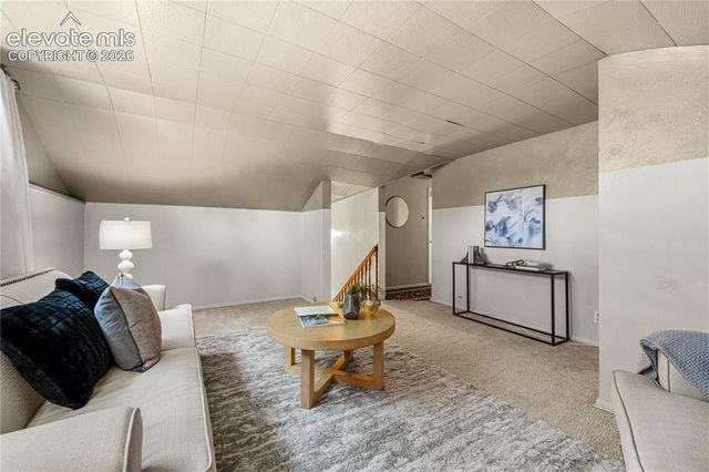 27 Dunsmere Avenue, Pueblo, CO 81004