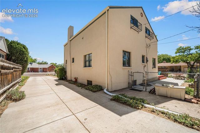 27 Dunsmere Avenue, Pueblo, CO 81004