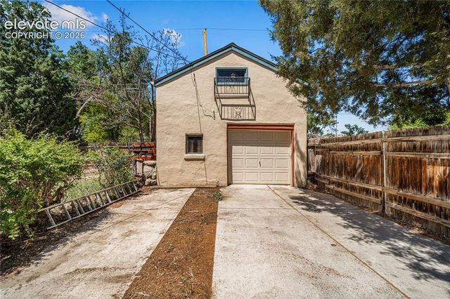 27 Dunsmere Avenue, Pueblo, CO 81004
